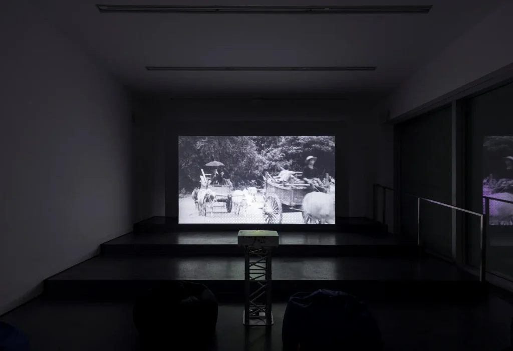 immagine per Exhibition view Mo num en ts by Som Supaparinya, 2026, Museion. Photo: Tiberio Sorvillo