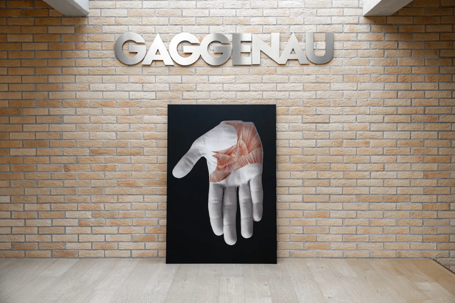 immagine per Betty Salluce, Mano Ale dal ciclo Fil Rouge, Gaggenau, 2026_©Emanuele Campidoglio, Courtesy Cramum, Gaggenau