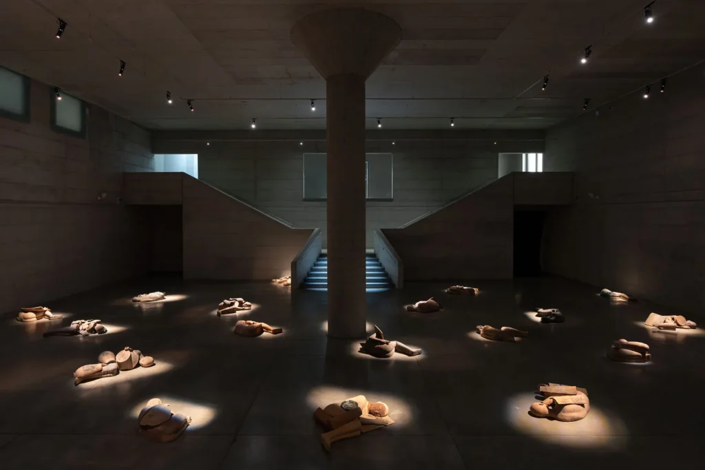 immagine per Mimmo Paladino, I Dormienti. Palazzo Citterio - Ph. Lorenzo Palmieri