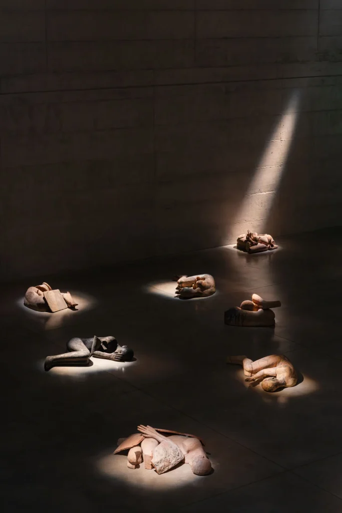 immagine per Mimmo Paladino, I Dormienti. Palazzo Citterio - Ph. Lorenzo Palmieri