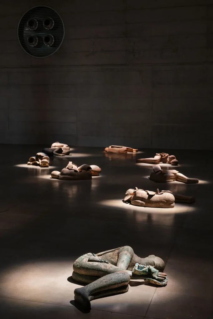 immagine per Mimmo Paladino, I Dormienti. Palazzo Citterio - Ph. Lorenzo Palmieri