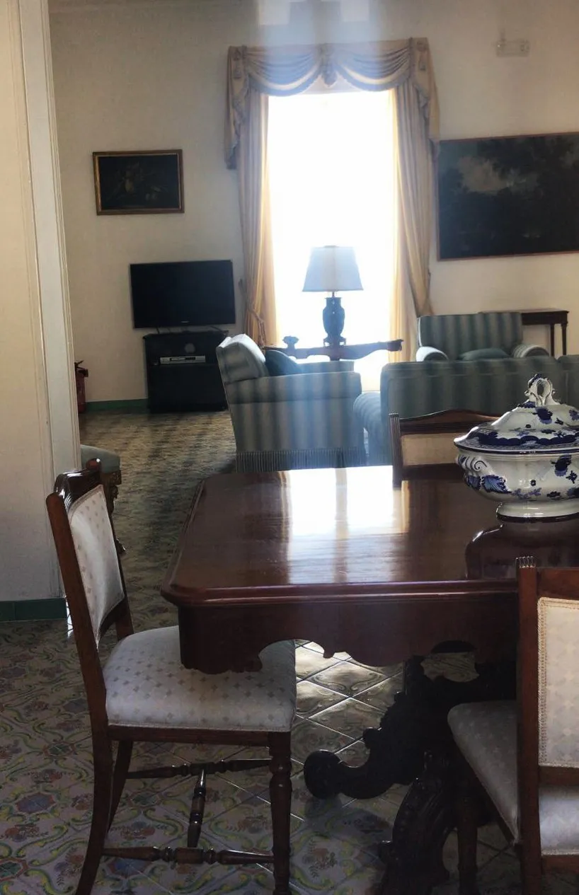 immagine per Villa Rosebery, Interno