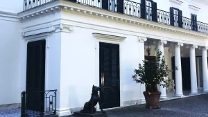 immagine per Villa Rosebery, un gioiello a picco sul mare di Posillipo