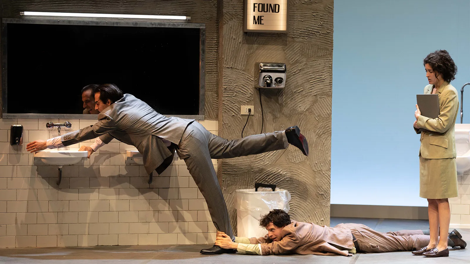 immagine per Pandora, Teatro dei Gordi. Teatro Franco Parenti, Milano