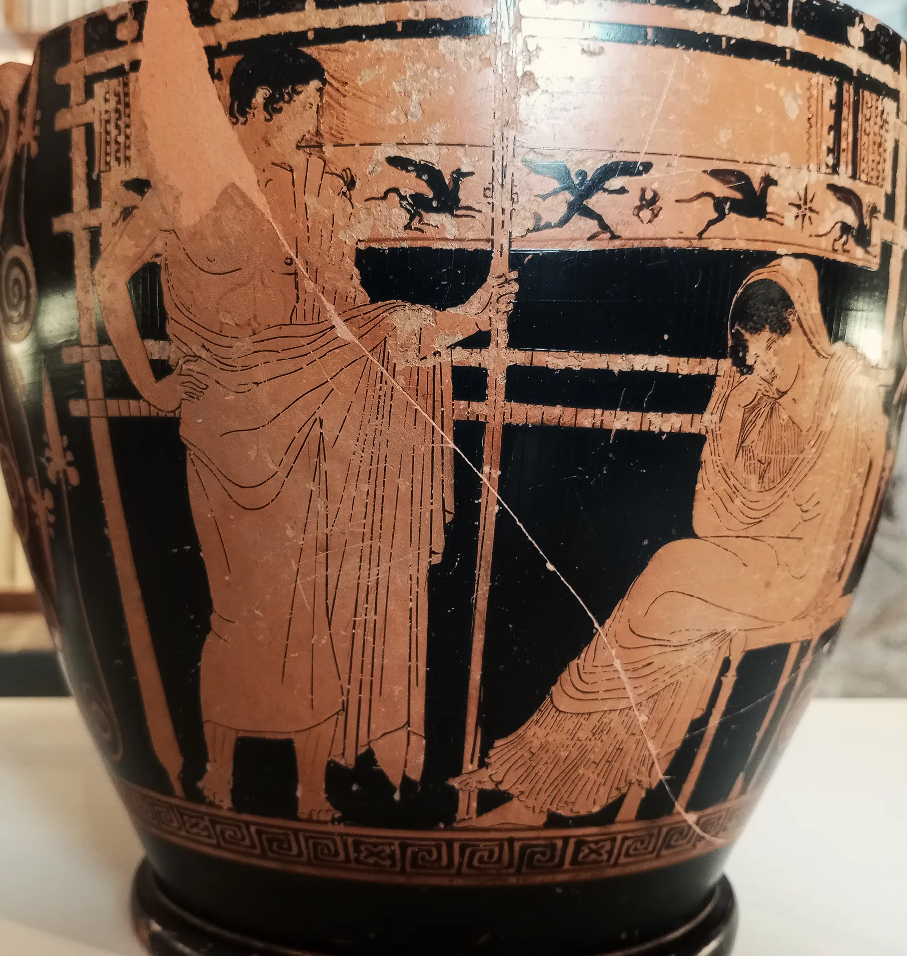 immagine per Skyphos attico a figure rosse del Pittore di Penelope - circa 440 a.C. - Museo Nazionale Etrusco di Chiusi