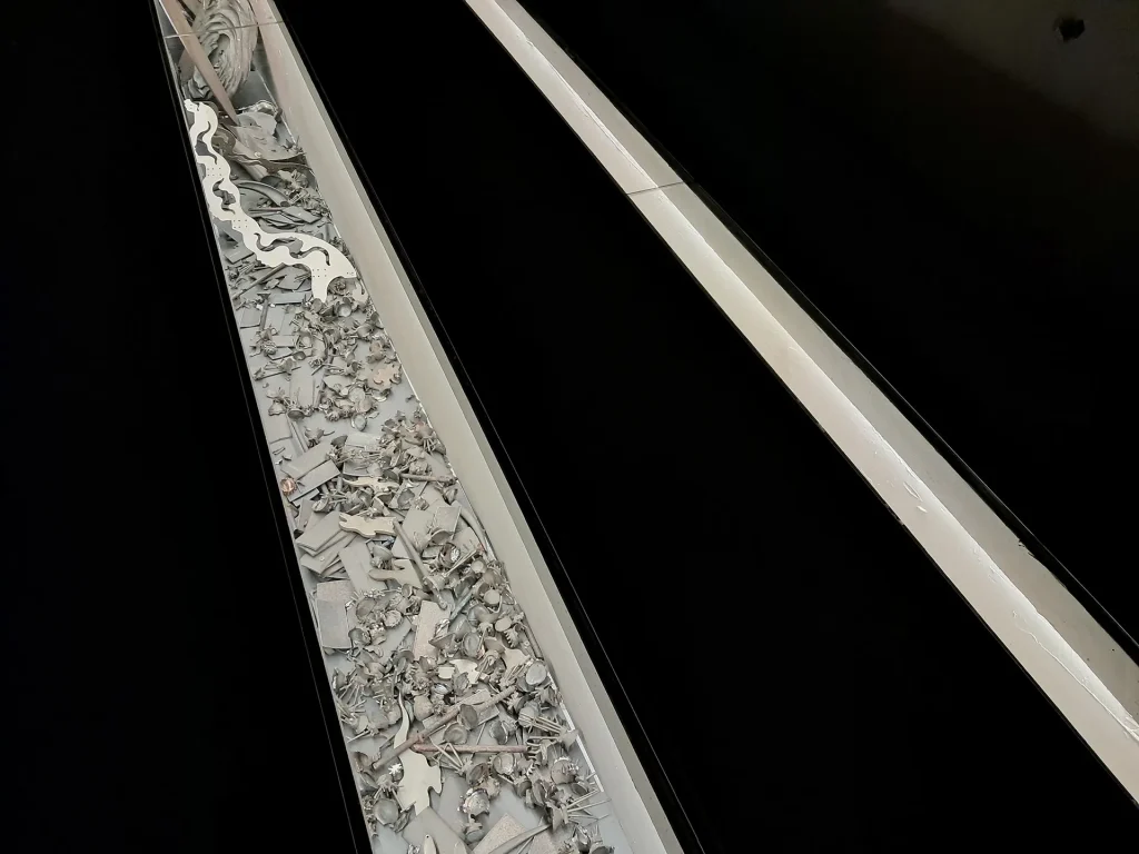 immagine per Exhibition view Wallace Chan. Vessels of Other Worlds - Long Museum, Shanghai, luglio 2026 (ph Manuela De Leonardis)