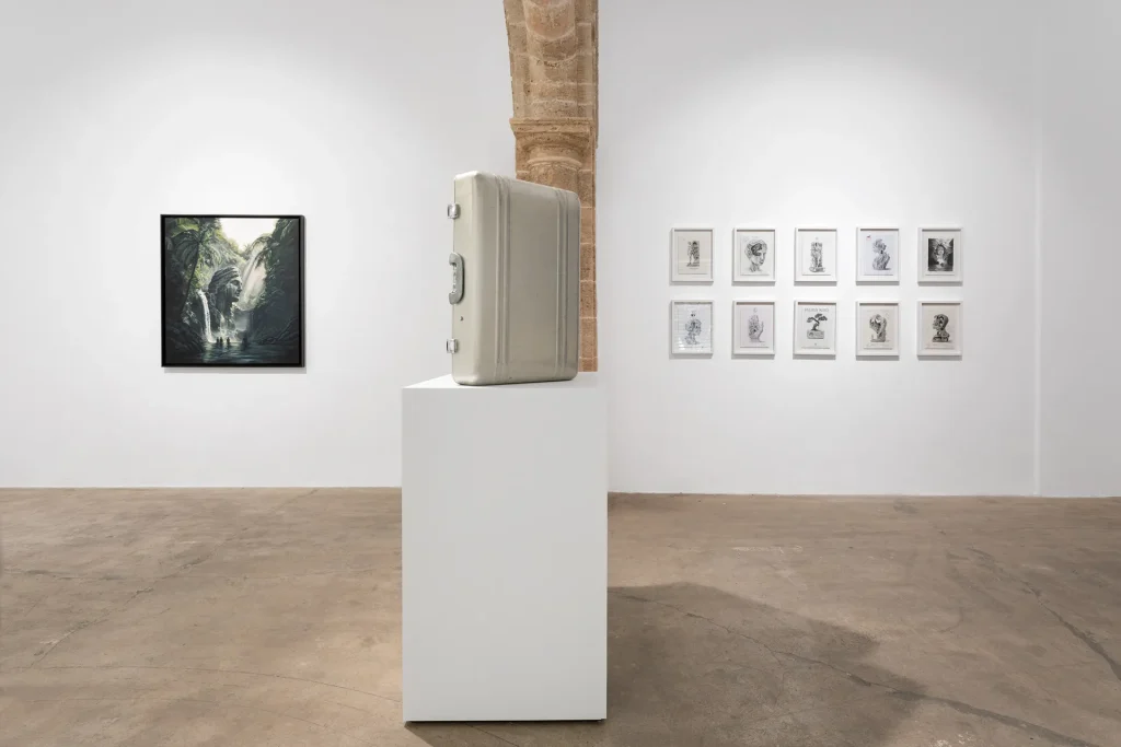 immagine per Daniel Arsham, Eroded Horizon installation view, Baró Galeria, Palma di Maiorca. Courtesy of the artist and Baró Galeria.