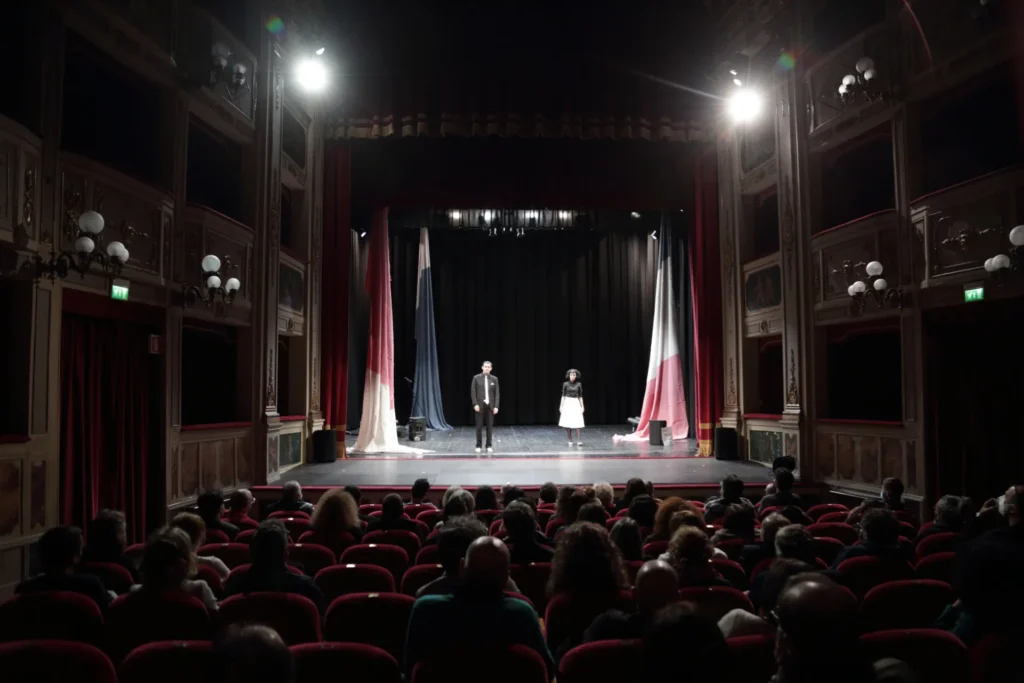 immagine per Frosini-Timpano, Ottantanove, Teatro Francesco stabile, 2021, foto Salvatore Laurenzana per Città delle 100 scale festival