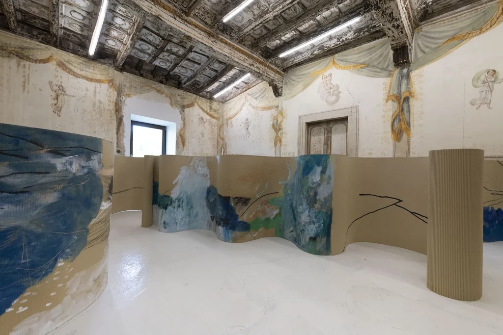 immagine per Straperetana X Edizione - Installation view, Elisa_Montessori. ph.Giorgio Benni