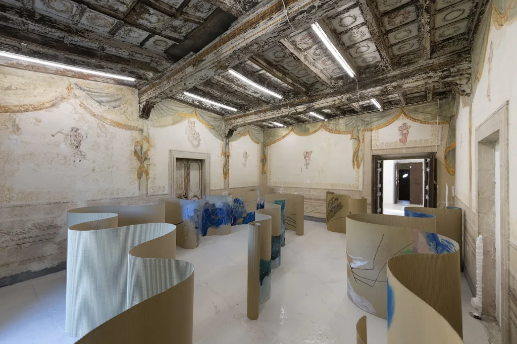 immagine per Straperetana X Edizione - Installation view, Elisa_Montessori. ph.Giorgio Benni