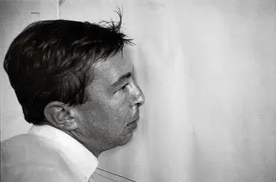 immagine per Fig. 22. Ugo Mulas, Jasper Johns esegue una versione di Skin nello studio di Edisto Beach