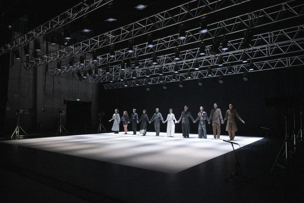 immagine per LE FENICIE Michela Lucenti Compagnia Balletto Civile. Moncalieri – Fonderie Limone, NID Platform 2026 ph A. Macchia
