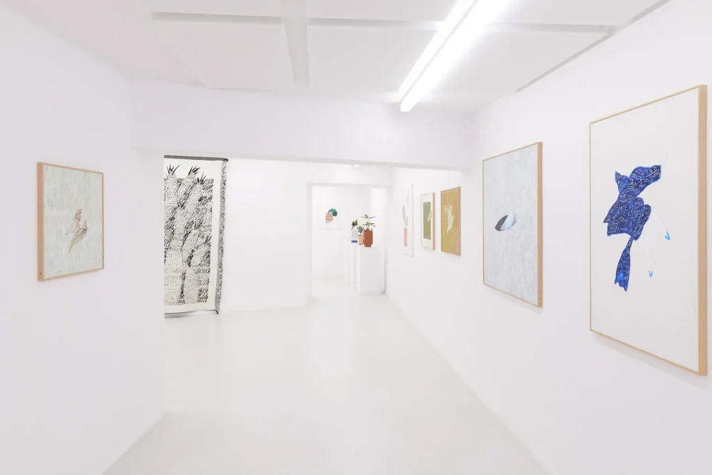immagine per Ugo La Pietra -Alla finestra- installation view Foto di Iacopo Pasqui - Courtesy Fondazione La Rocca- Pescara e Archivio Ugo La Pietra - Milano_