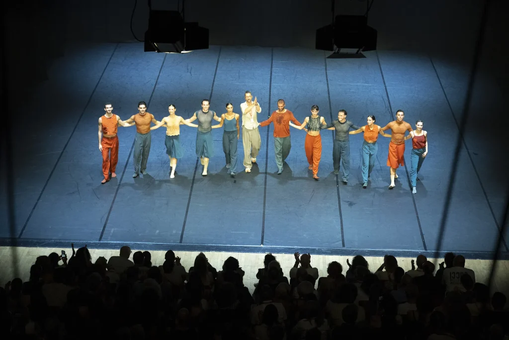 immagine per WEIRDO Enrico Morelli per MM Contemporary Dance Company