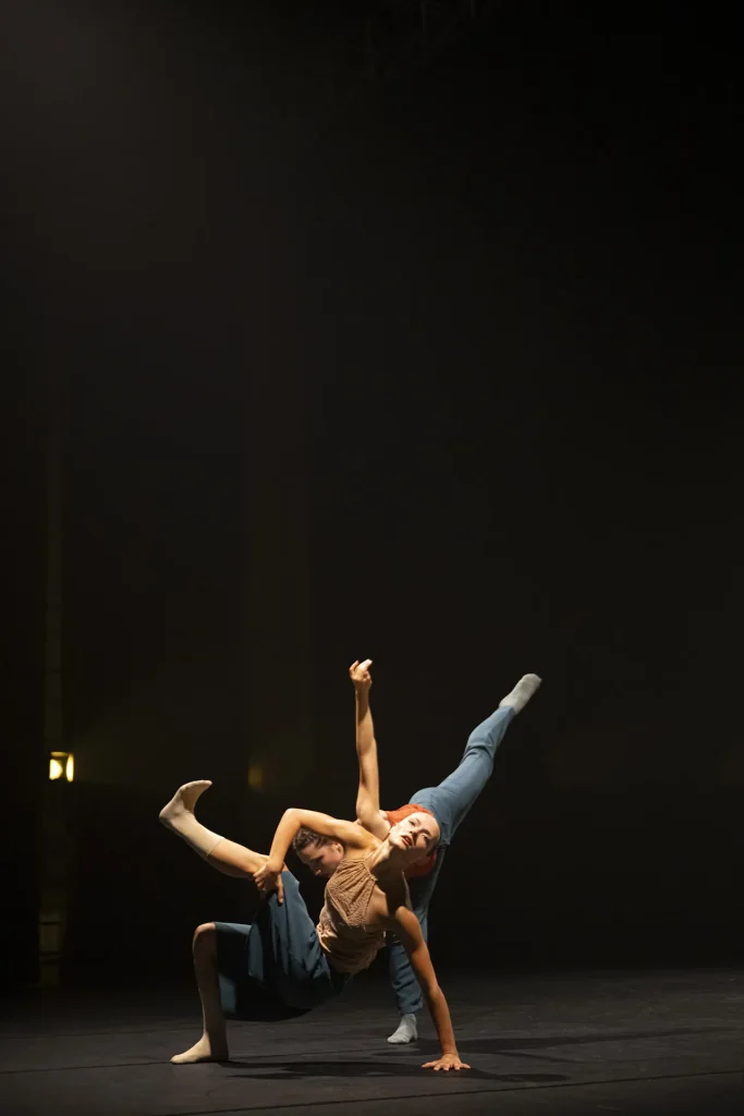 immgine per WEIRDO Enrico Morelli per MM Contemporary Dance Company