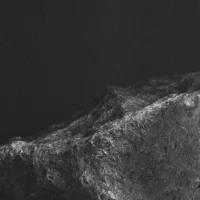 immagine per Carlotta Valente. Le pietre dormono all’aperto