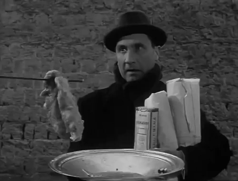 immagine per Sophia Loren e Giacomo Furia nell'episodio Pizze a credito - L'oro di Napoli è un film del 1954, diretto da Vittorio De Sica