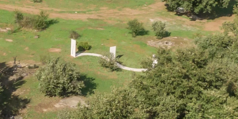 immagine per Sculture in campo. John David O'Brien e Vittorio Corsini
