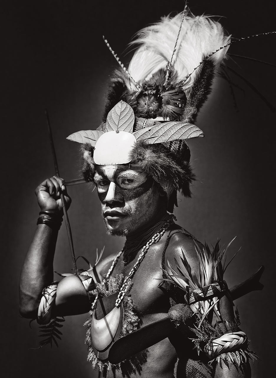 immagine per Sebastião Salgado, Performer al singsing di Paya