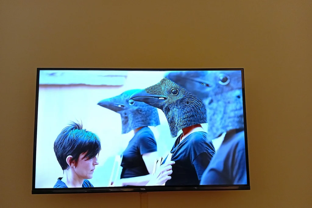 immagine per Elena Bellantoni, frame da video Pensate domani è la fine del mondo -ph. Paolo Di PasqualeElena Bellantoni, frame da video Pensate domani è la fine del mondo -ph. Paolo Di Pasquale