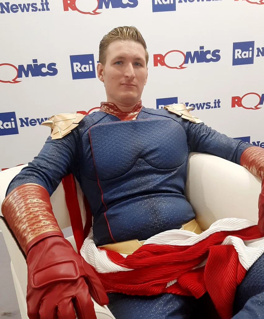 immagine per Un cosplayer di Patriota al 37°Romics. Ph. Luca Martusciello